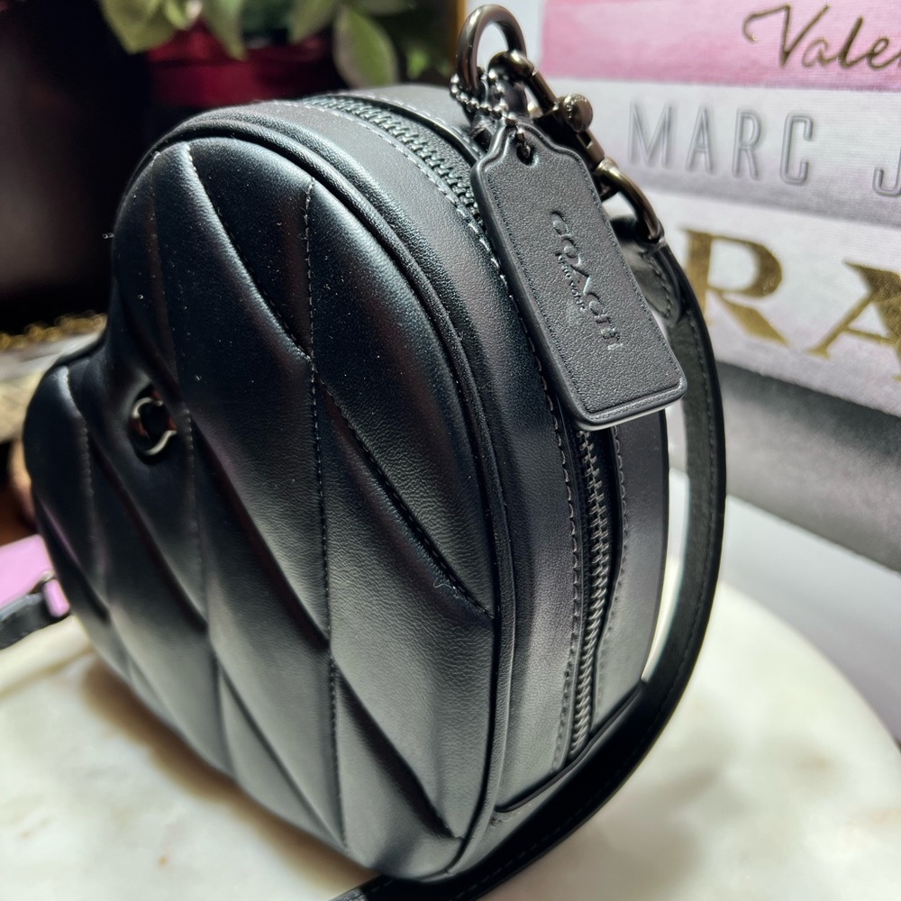 Coach Heart Crossbody Bag With Quilting Black NWOT - Picture 12 of 17